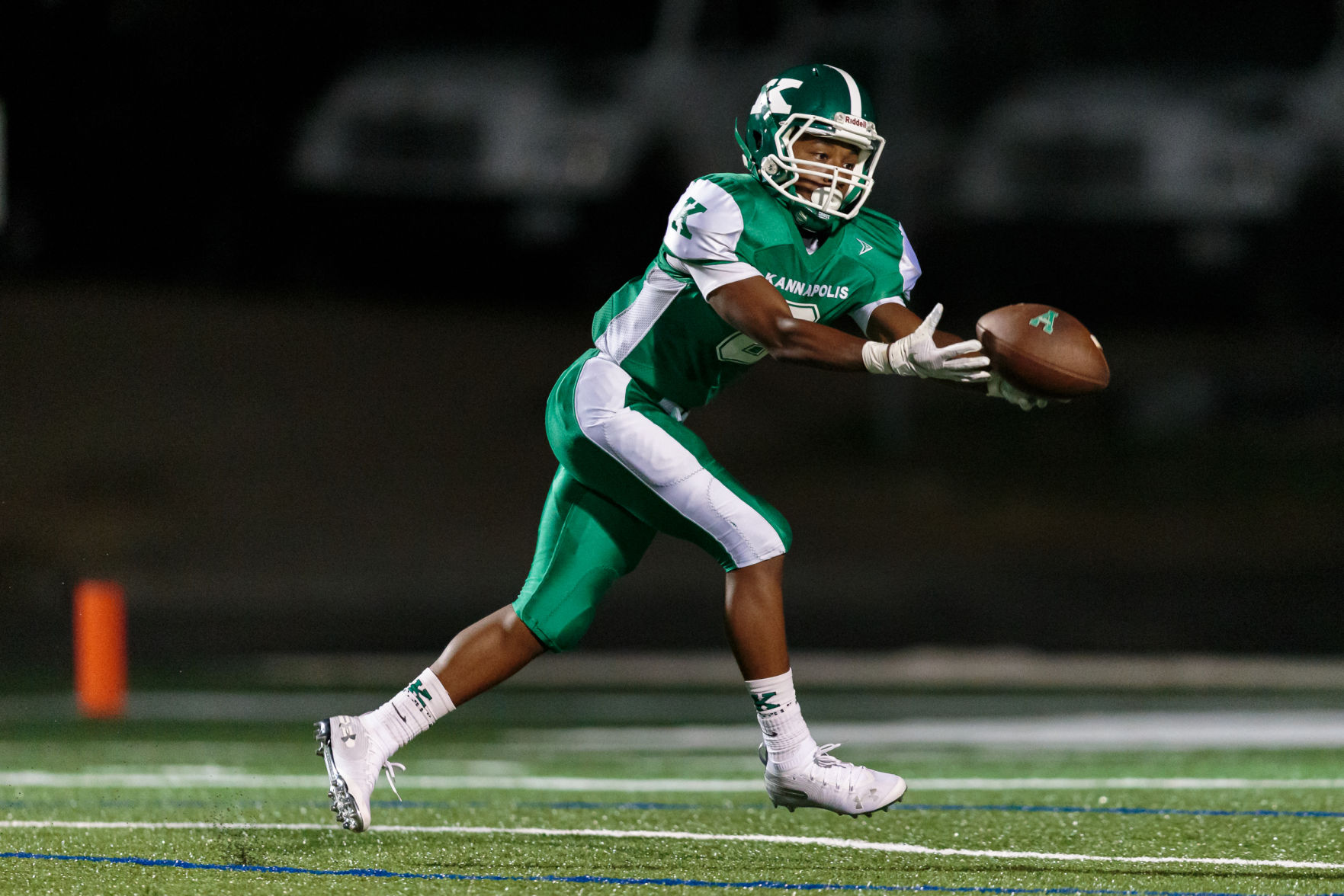 The A.L. Brown Wonders host the Gastonia Ashbrook Greenwave on a brand new field in their season opener.